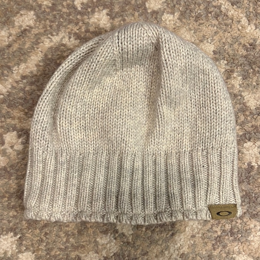 Oakley Cream Knit Beanie Fleece Lined